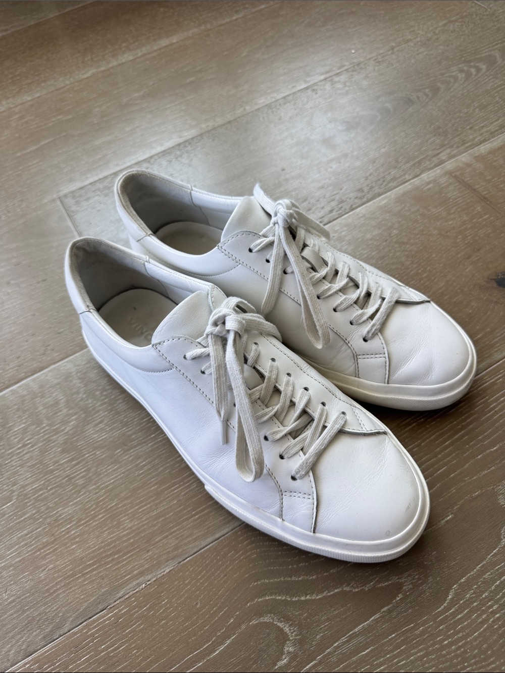 Men’s Vince Fulton White Leather Low-Top Sneakers - Size 9